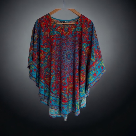 Lightweight Polyester Top - Picture 1 of 6